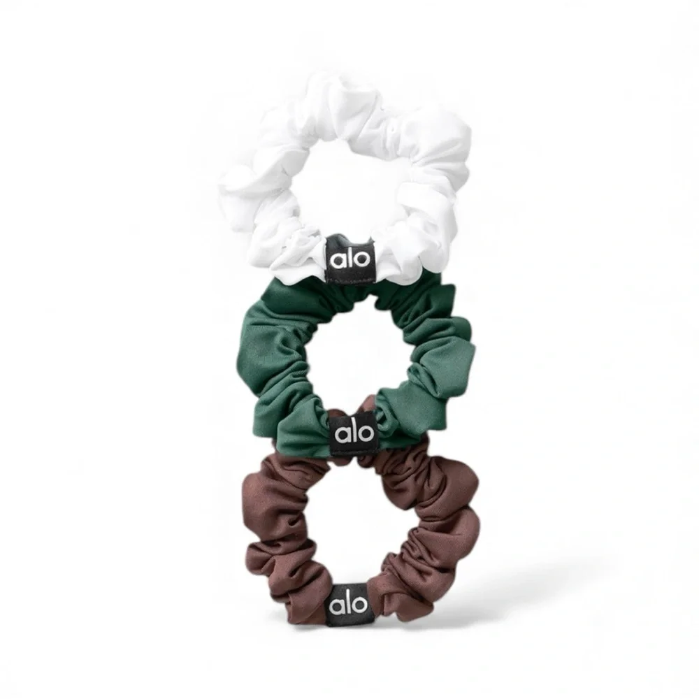 NWT, Alo Fresh Mini Scrunchie 3-Pack (Brownstone/White/Clover Green), Ret $34 - Picture 1 of 4